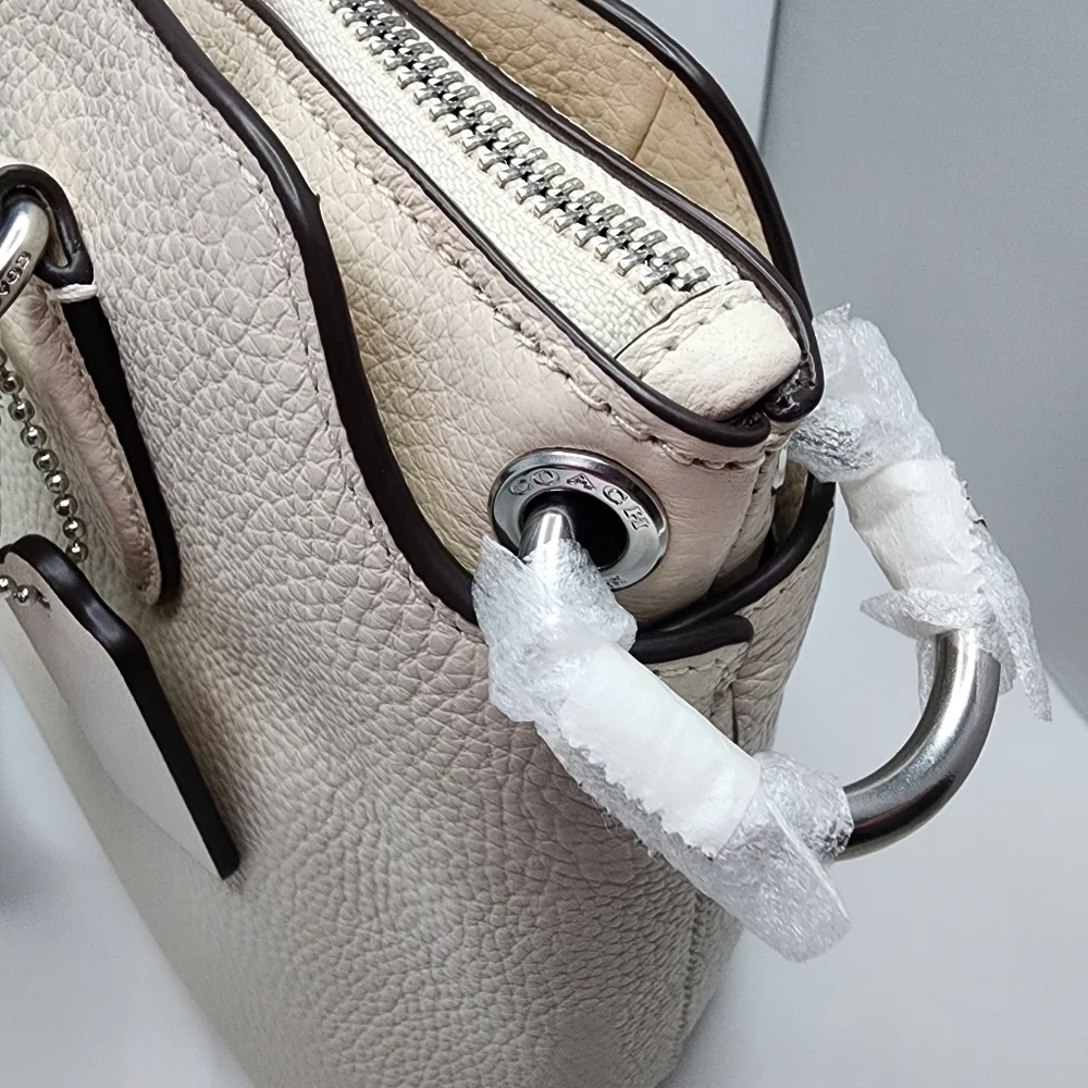 Authentic COACH Remi Satchel - Picture 13 of 16